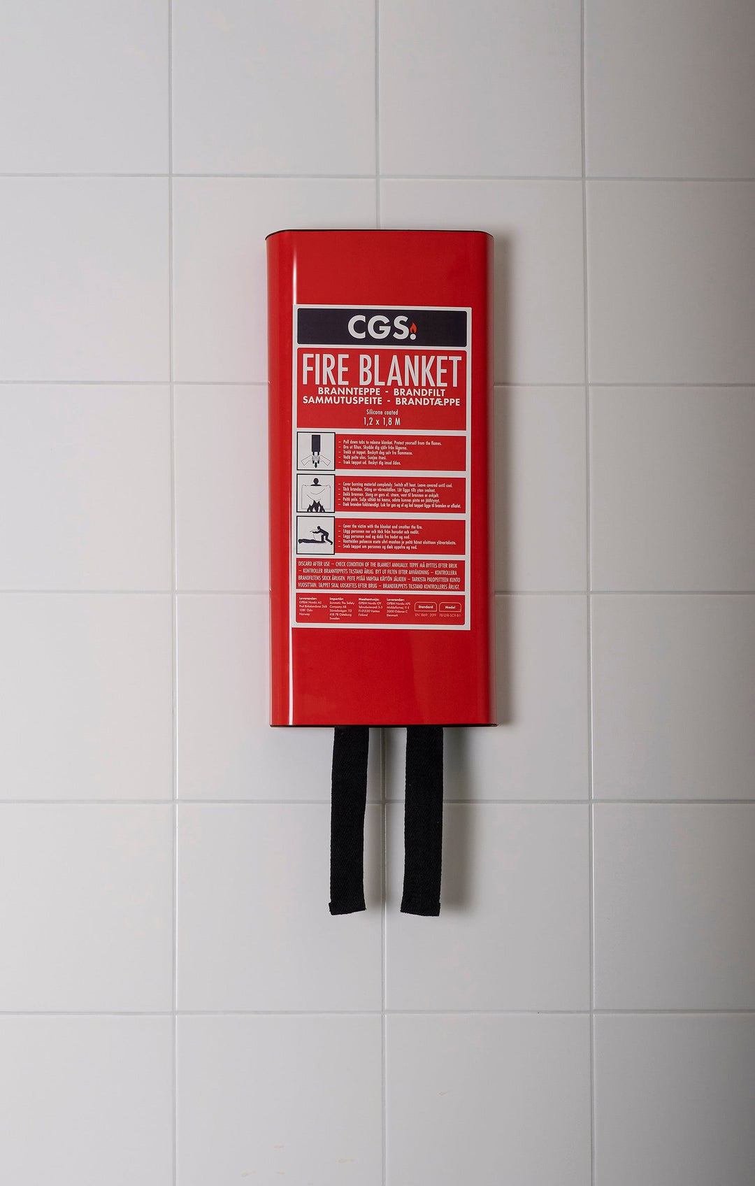 Brandfilt med hårt fodral 180x120 cm Röd