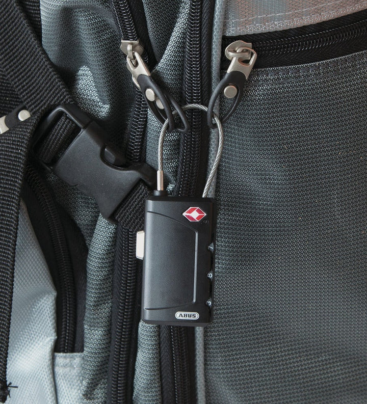 Hänglås ABUS 148 TSA / 30 på väskan