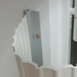 Aluminiumskena till klämskyddsskiva 2 meter – St George