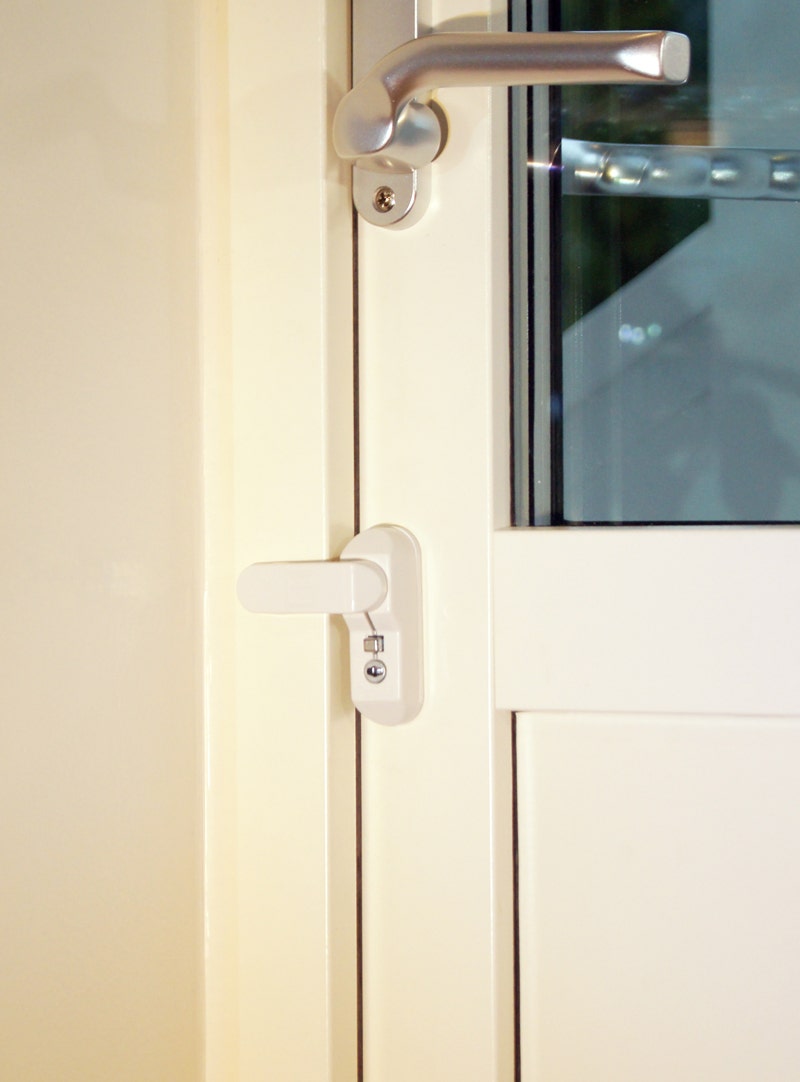 Lås med låsarm SafeE