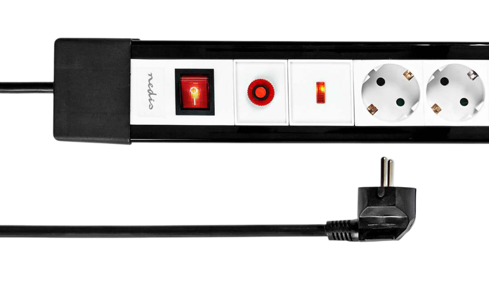 Överspänningsskydd nedis 13.500A med 4 uttag