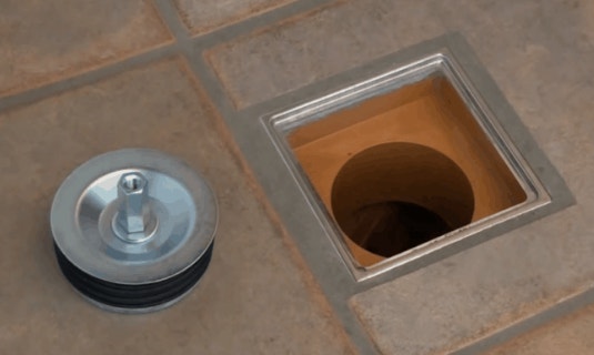 Översvämningspropp till golvbrunn