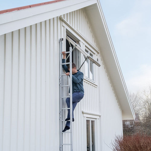 Utfällbar brandstege Housegard 3,9 meter